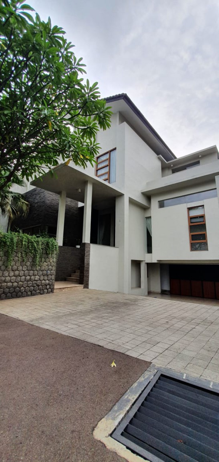 Rumah Disewakan di Kemang Jakarta Selatan